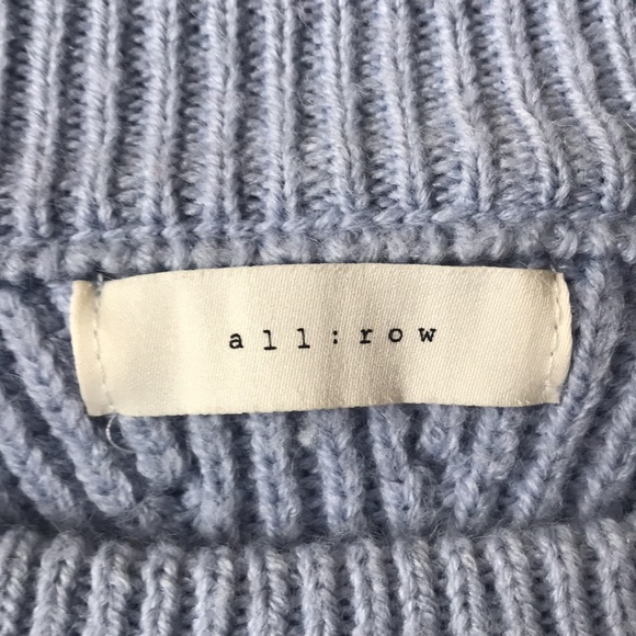 all : row light blue sweater in very good used condition. 🍀 - Picture 6 of 9